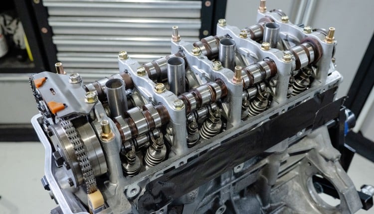 ¿Por qué el mundo está OBSESIONADO con este cambio de motor?
