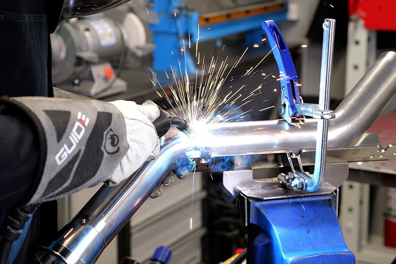 z0001 Sales Long.00 02 08 06.Still010 z0001 Sales Long.00 02 08 06.Still010