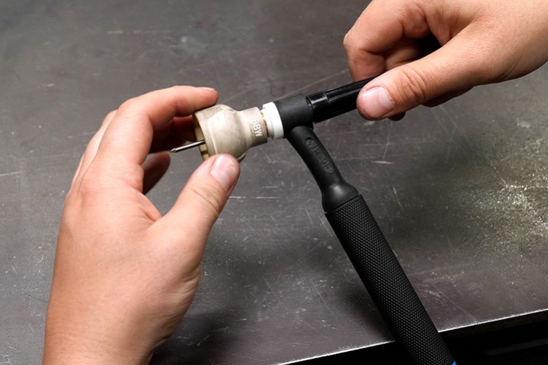 zP1099527.MOV.10 01 11 15.Still001