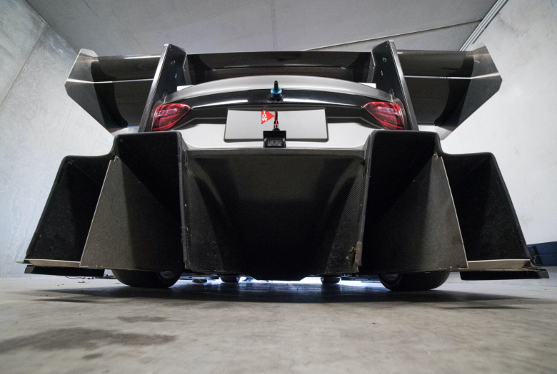 rear splitter on pikes peak tarmac hill climb car