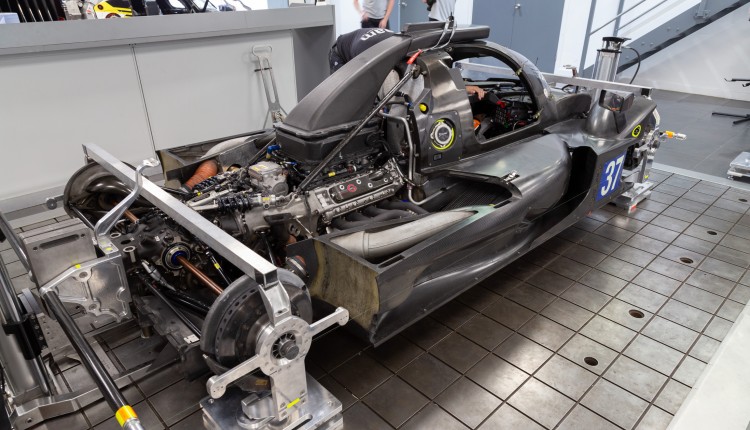 Understanding Motorsport Wheel Alignments | Jota Sport ORECA LMP2 [TECH TALK]