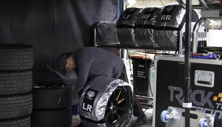 The 2 Major Advantages Tyre Warmers Can Give You [#TECHTALK]