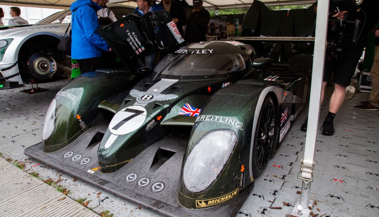 900kg and 2200kg of downforce?! | Bentley's Speed 8 LMGTP Champion [TECH TOUR]