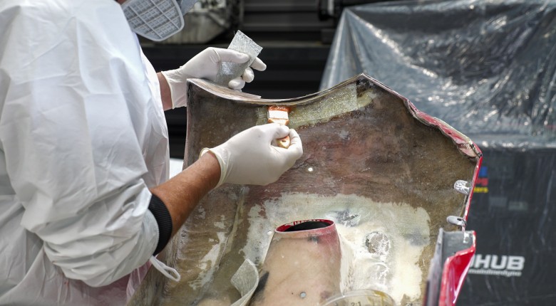 Cómo reparar fibra de vidrio como un profesional - Imagen destacada