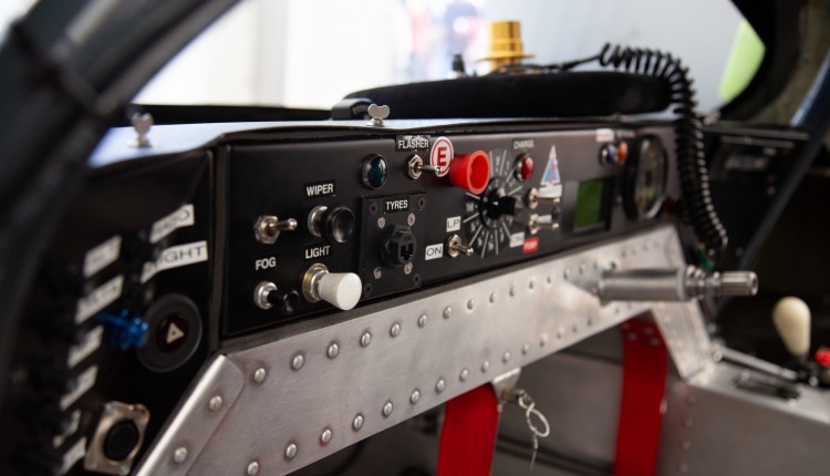 800HP 5L V8 Sauber/Mercedes C9 | 24 Hours of Le Mans Champion [TECH TOUR]