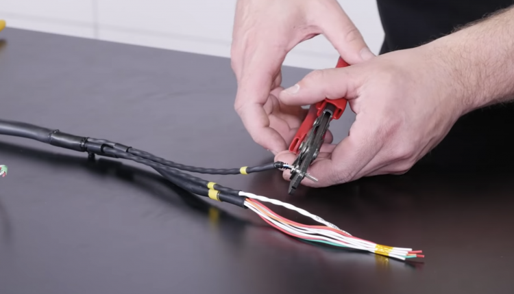 How To Crimp | Professional Terminal Crimping [FREE LESSON]
