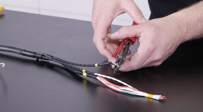 How To Crimp | Professional Terminal Crimping [FREE LESSON]
