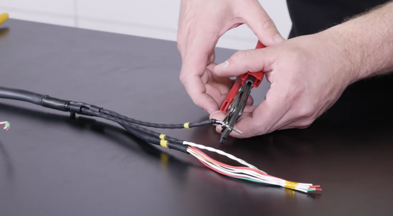 How To Crimp | Professional Terminal Crimping [FREE LESSON] - Featured Image