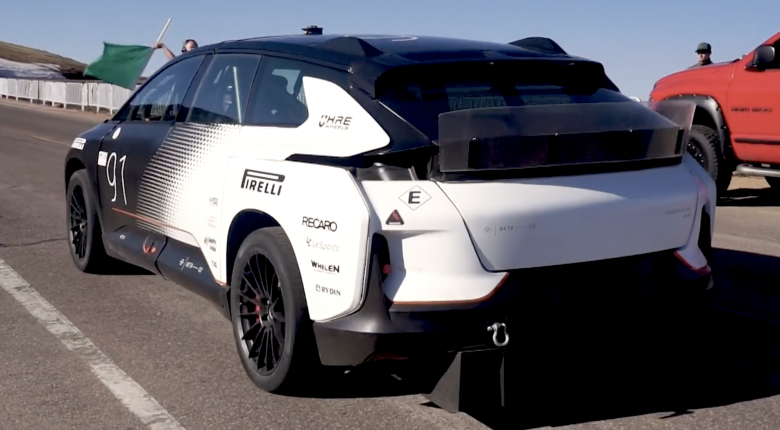 [VIDEO: Tech Tour] 1050HP, 0-60 in 2.39 seconds, 317 mile range, all in 1st gear! | Faraday Future FF91 - Featured Image