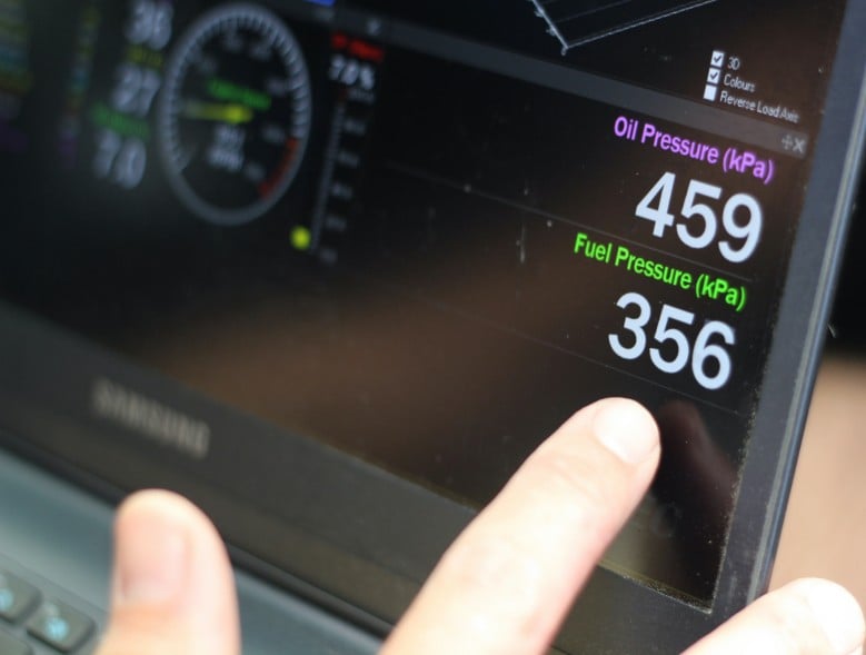 fuel pressure displayed in software on tuners laptop fuel pressure data displayed in tuning software on a laptop