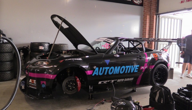 Rotary powered Mazda MX5 packed with MoTeC