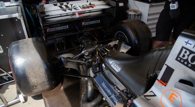 18,400 RPM, 900HP 3L Mercedes V-10...NA! | Formula One Secrets [TECH TALK]